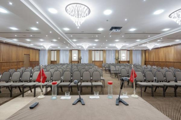 konferencja firmowa