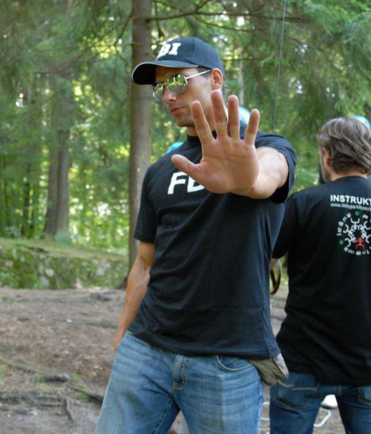 agent, terenowa gra integracyjna