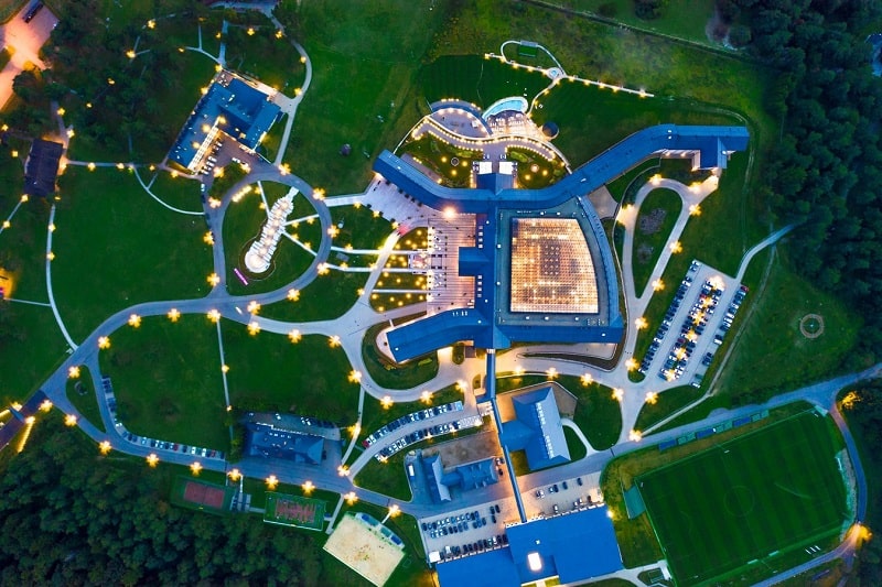 hotel arłamów z lotu ptaka