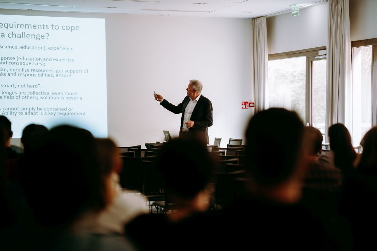 przemówienie na konferencji firmowej