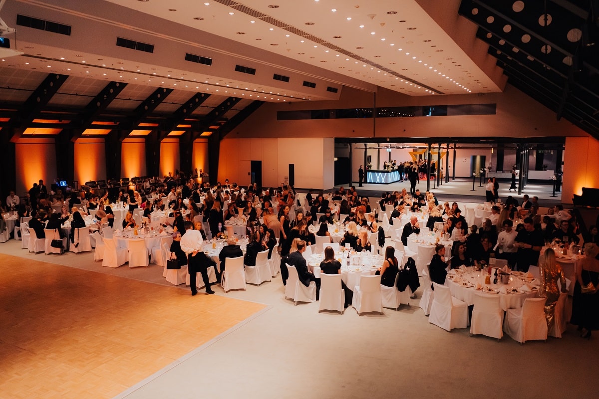 elegancka impreza firmowa