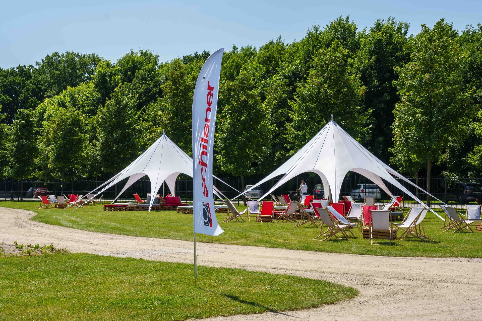 Budżet pikniku firmowego – catering, lokalizacja, atrakcje i ukryte koszty