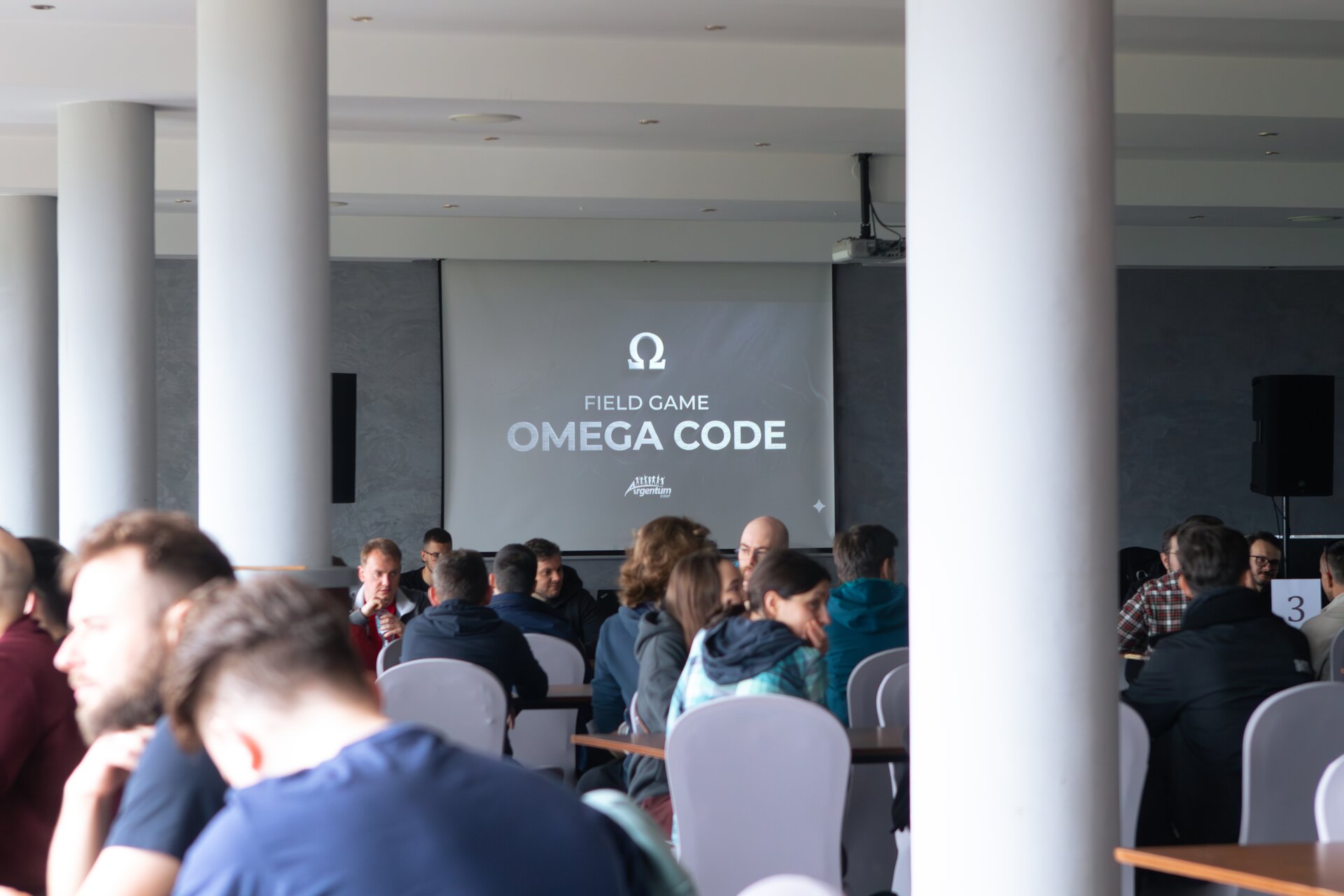 Briefing przed grą terenową Kod Omega – team building