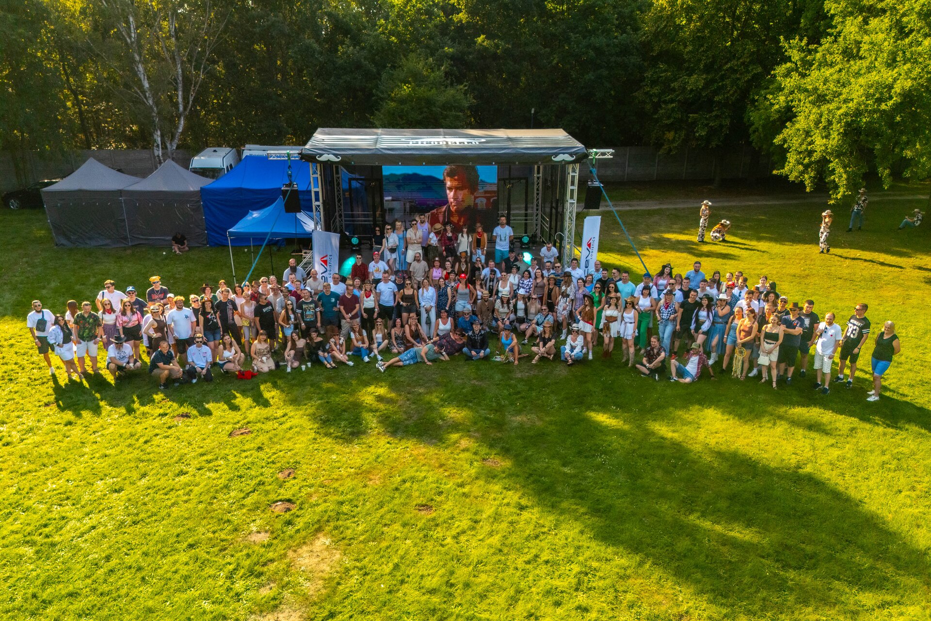 Piknik firmowy w klimacie western dla 800 osób na Wrocławskich Gliniankach