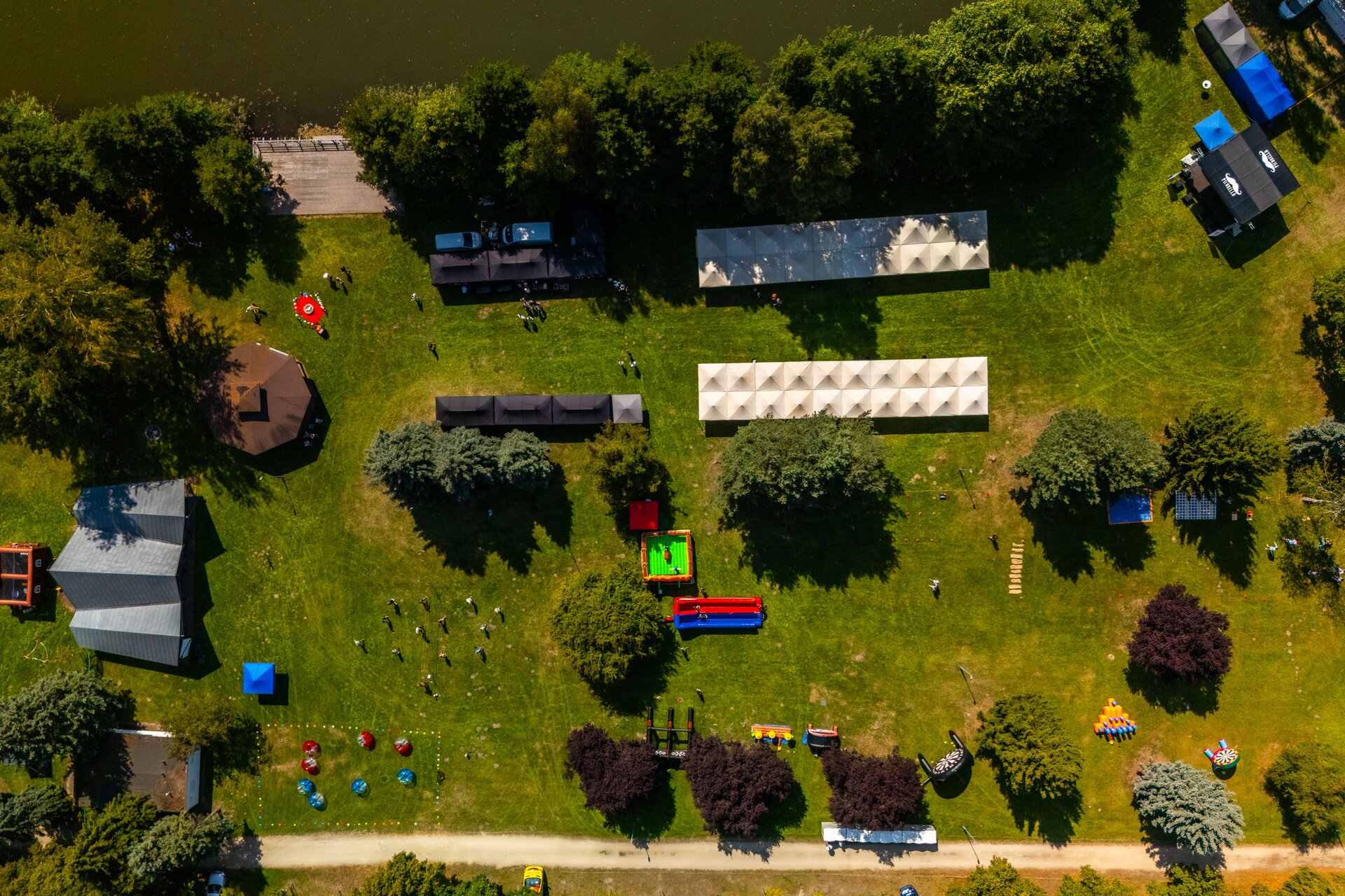 Piknik firmowy nad Gliniankami – atrakcje plenerowe dla zespołu