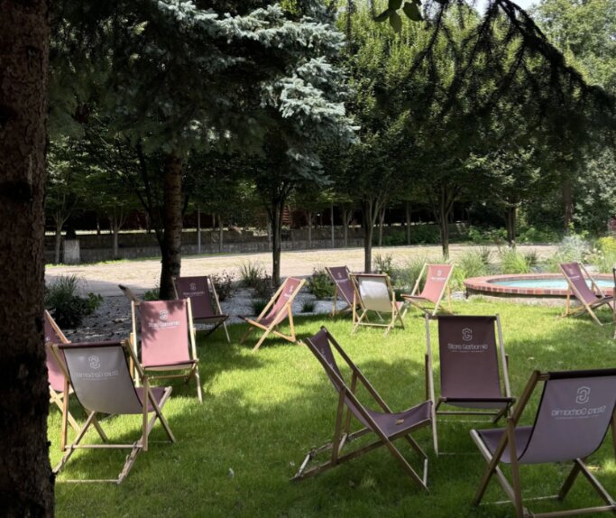 Piknik firmowy Wrocław – Stara Garbarnia, teren zielony ze starodrzewem